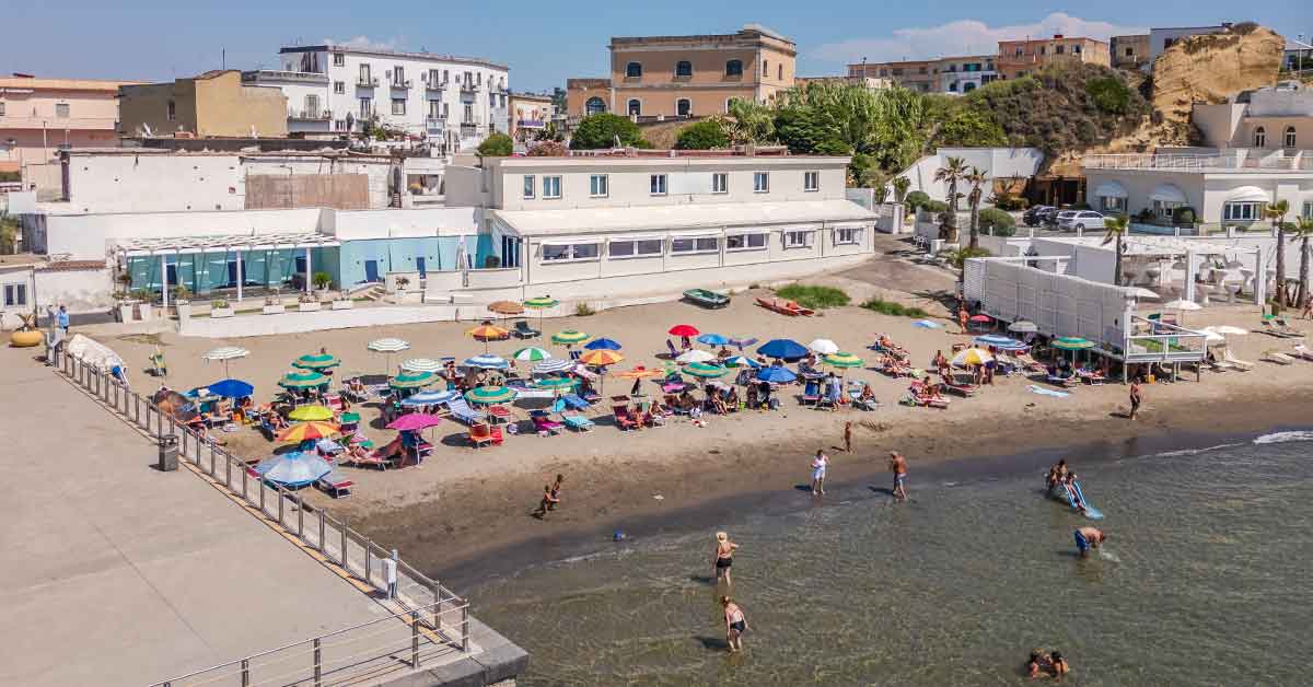 spiaggia-di-torregaveta-bacoli