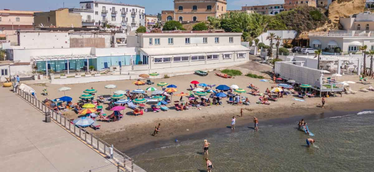 Spiaggia di Torregaveta