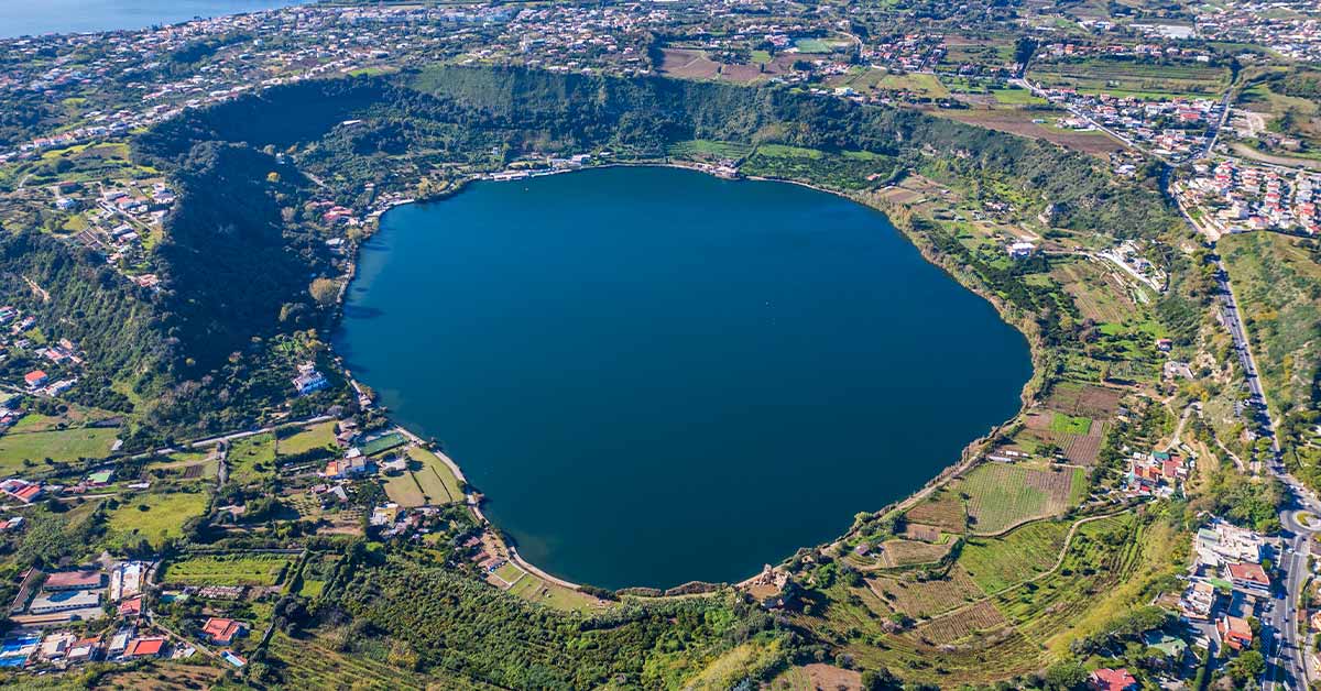 lago-averno-pozzuoli-campi-flegrei